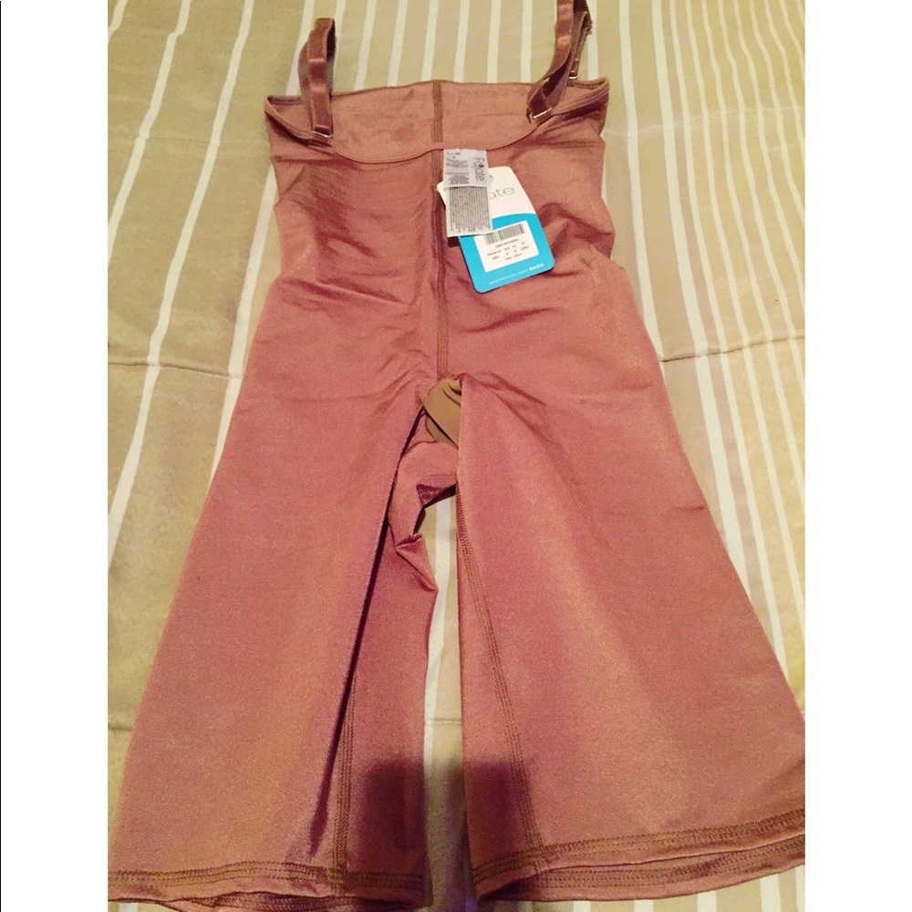 Body shaper❌❌SOLD❌❌